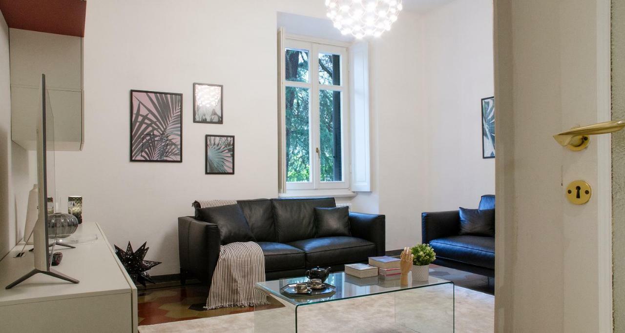 Joivy Splendid 3Br Apt With Parking And Terrace In Como Lake Como ภายนอก รูปภาพ