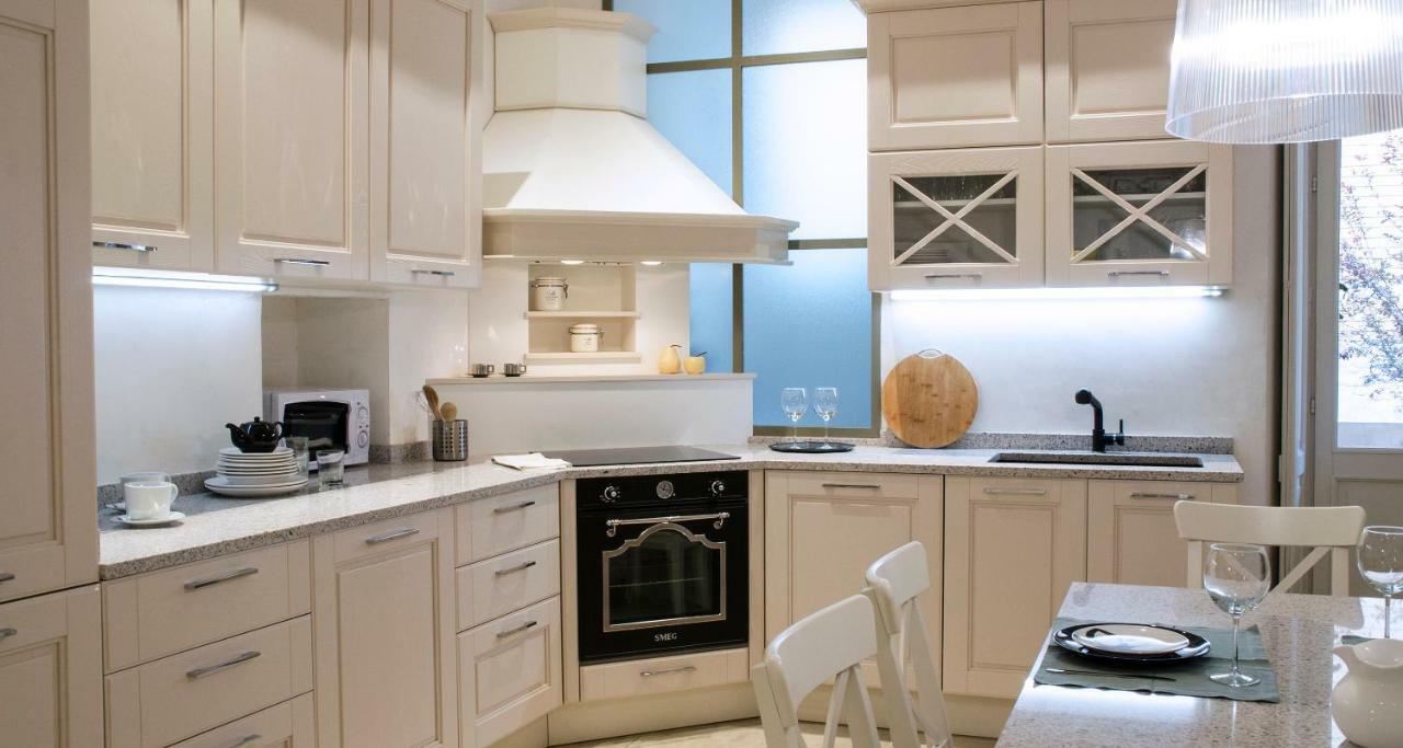 Joivy Splendid 3Br Apt With Parking And Terrace In Como Lake Como ภายนอก รูปภาพ