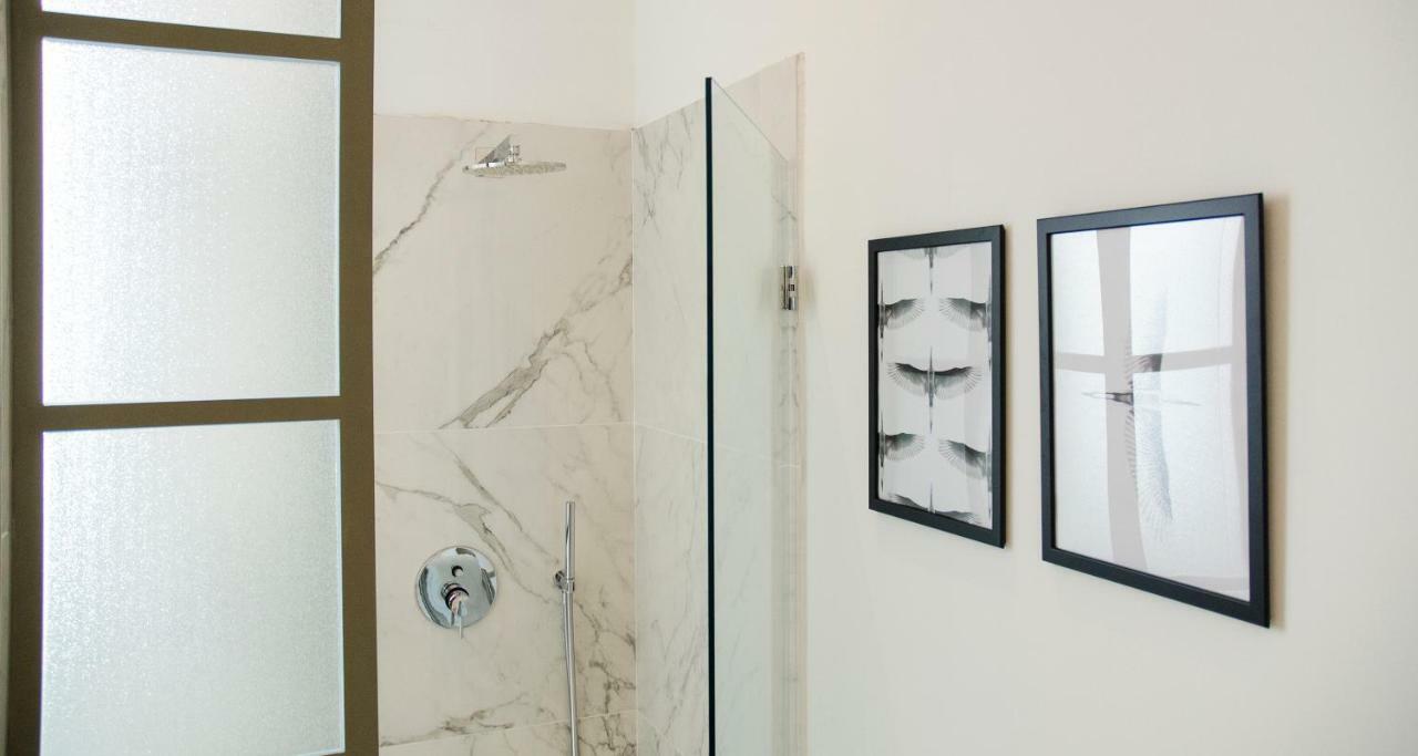 Joivy Splendid 3Br Apt With Parking And Terrace In Como Lake Como ภายนอก รูปภาพ